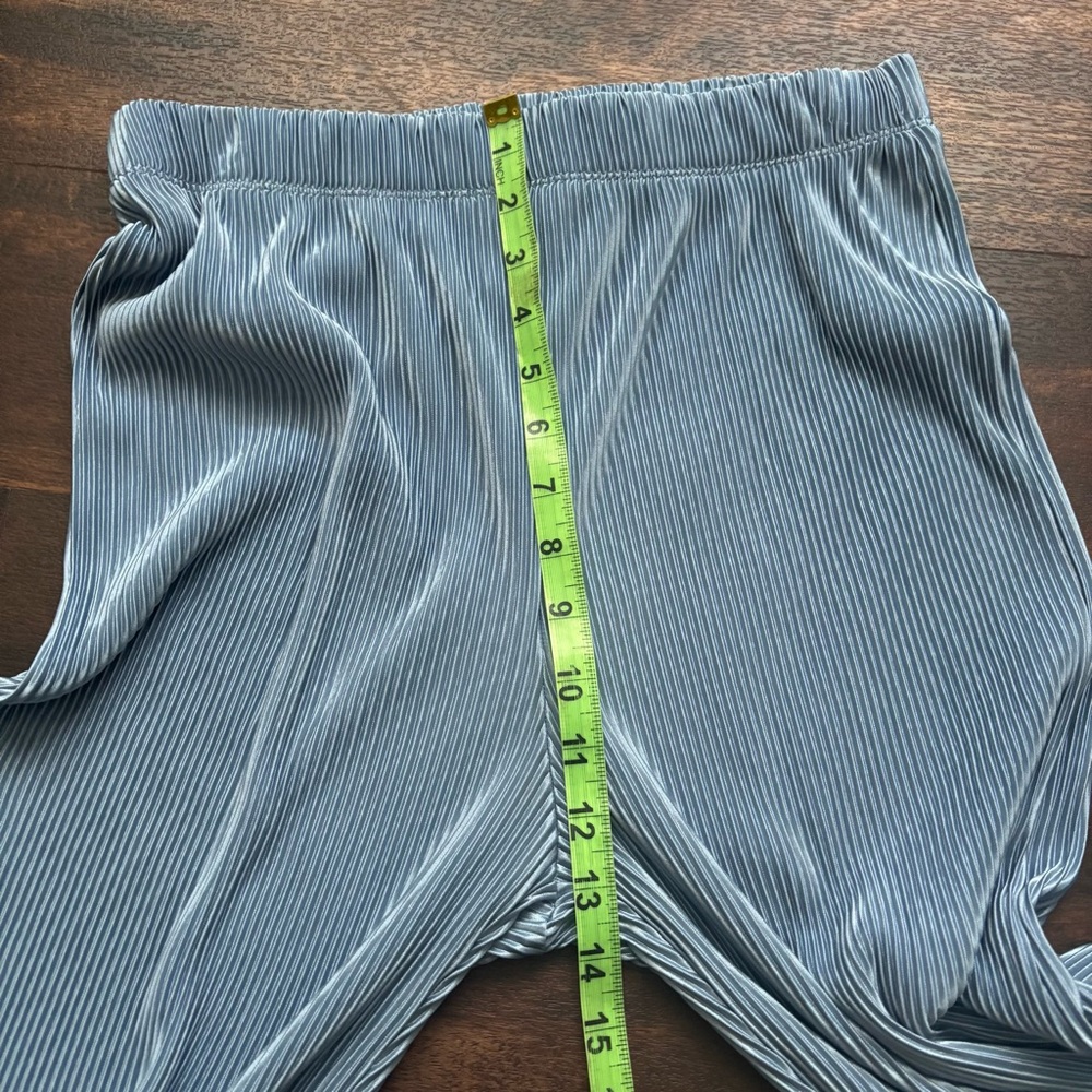 Reformation Carrington Plisse Blue Pants size M high rise euc - Picture 8 of 9